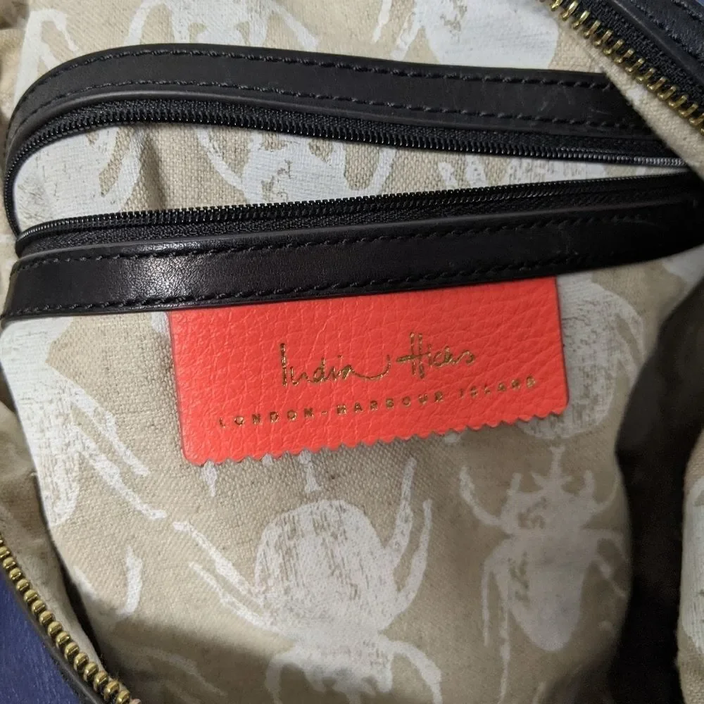 INDIA HICKS Isabella Navy Leather Large Hobo Bag